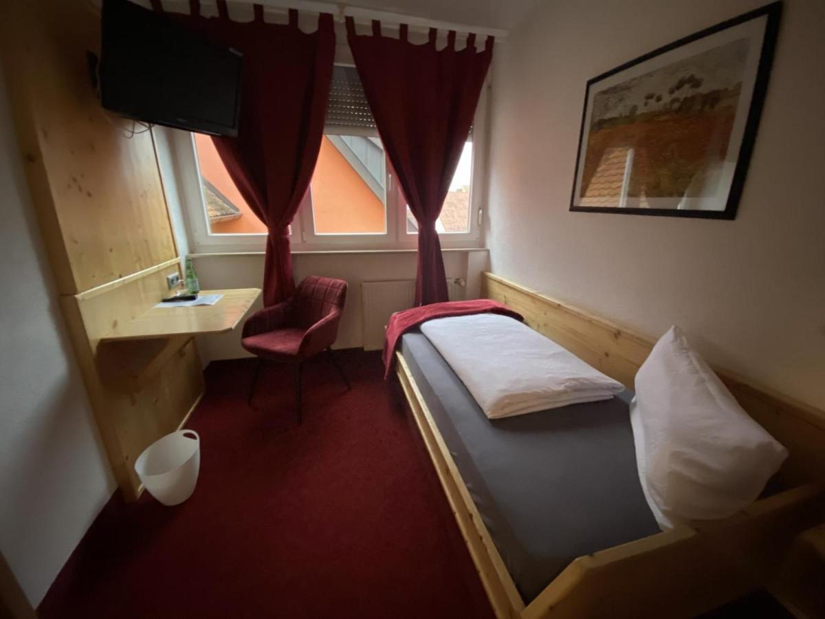 Hotel Wilder Mann Feuchtwangen Exteriör bild