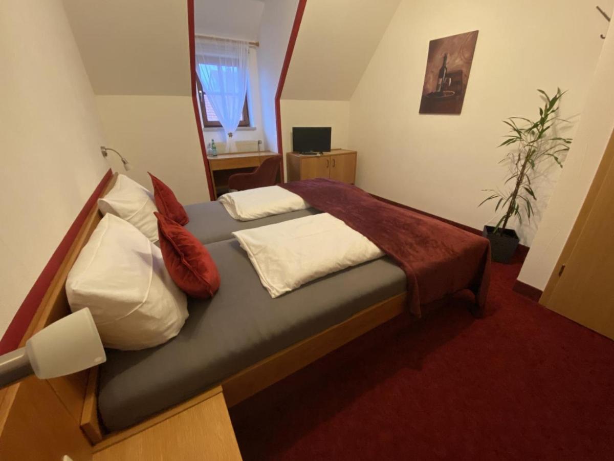 Hotel Wilder Mann Feuchtwangen Exteriör bild
