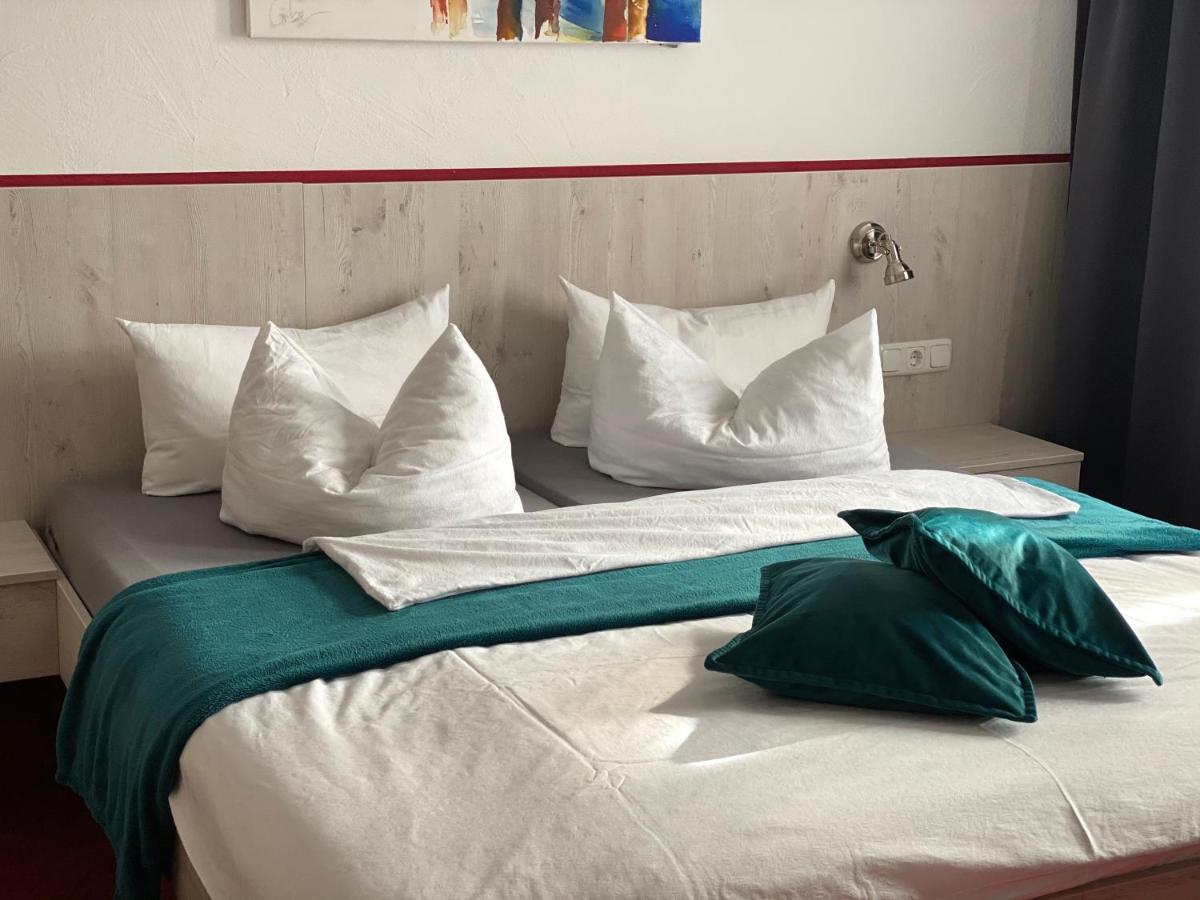 Hotel Wilder Mann Feuchtwangen Exteriör bild
